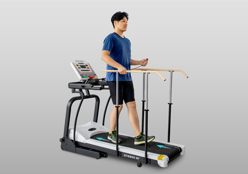 ＜img src="https://bodychargerfitness.com/wp-content/uploads/2022/04/Product-GT6800-RF-Features-V1-6.png" alt="Rehabilitation treadmill, home use physio folding treadmill, reverse backward walk, for rehabilitation, cardiac rehab, senior exercise, physical therapy fitness equipment."＞
